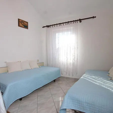 With Wifi Stivan, Cres - 382 Apartamento Štivan