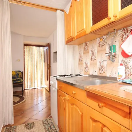 With Wifi Stivan, Cres - 382 Apartamento Štivan