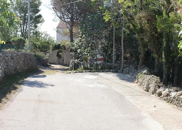 Apartment With Wifi Stivan, Cres - 382 *