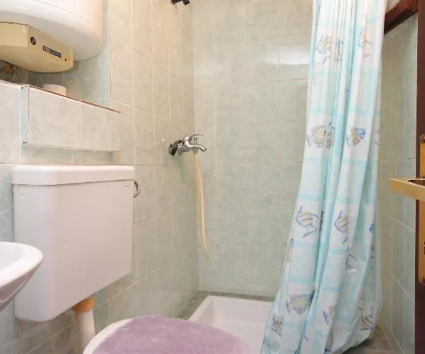 With Wifi Stivan, Cres - 382 Apartament *