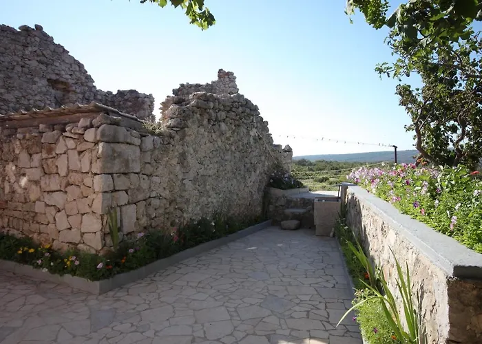 Apartment With Wifi Stivan, Cres - 382