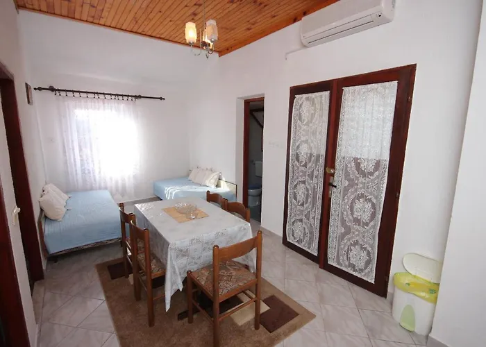 With Wifi Stivan, Cres - 382