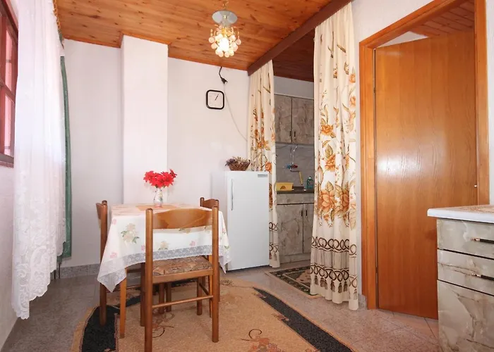 With Wifi Stivan, Cres - 382 Lägenhet *